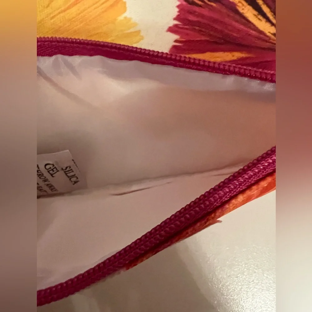 Clinique & COWSHED 🌺 Bundle - Picture 5 of 13